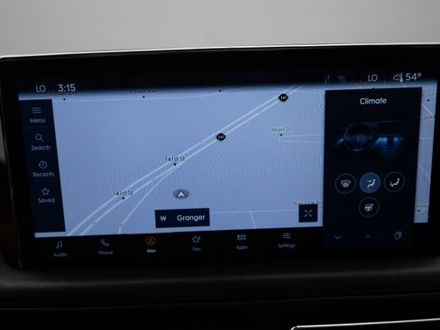 Used 2022 Lincoln Nautilus Reserve AWD/4WD image 4