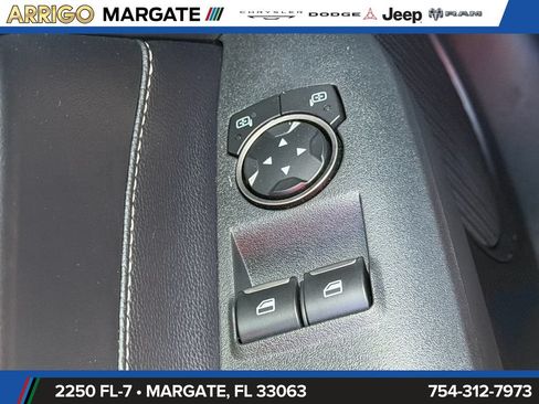 Used 2021 Ford Mustang Shelby GT500 w/ Technology Package RWD image 29
