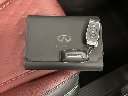Used 2026 INFINITI QX80 Autograph w/ Premium Cargo Package AWD/4WD image 44