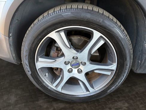 Used 2012 Volvo XC70 T6 image 35