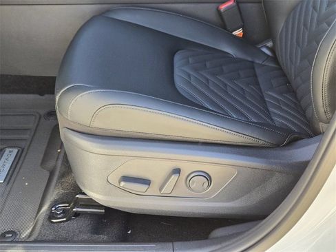 New 2026 Kia Sportage X-Line w/ X-Line Technology Package AWD/4WD image 19