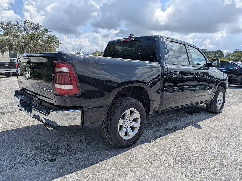 Used 2024 RAM 1500 Laramie AWD/4WD image 5