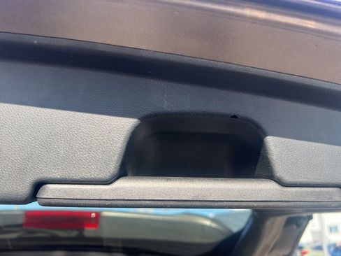 Used 2023 Subaru Outback Premium image 45