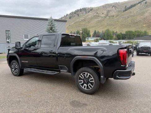 Used 2021 GMC Sierra 2500 AT4 w/ AT4 Preferred Package AWD/4WD image 17