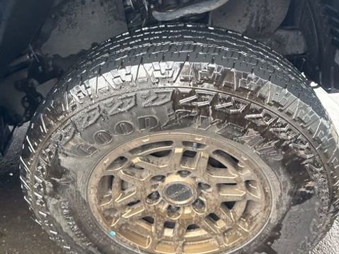 Used 2023 Toyota Tacoma 4x4 Double Cab w/ Trail Edition image 13