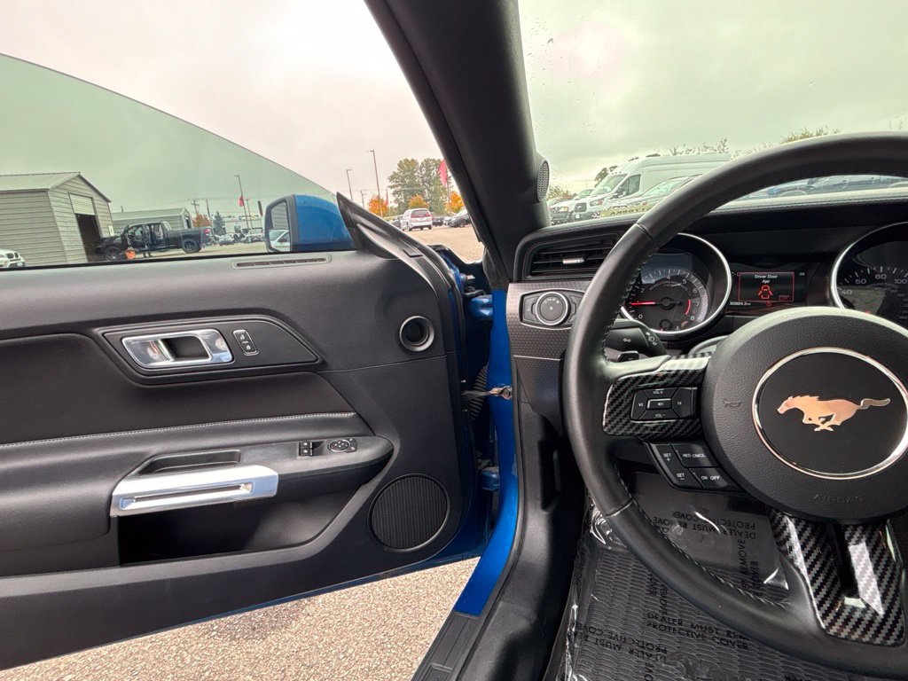 Used 2018 Ford Mustang Coupe w/ Ecoboost Performance Package RWD image 30