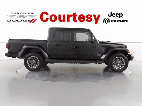 Certified 2021 Jeep Gladiator Sport w/ Quick Order Package 24Q 80Th image 4