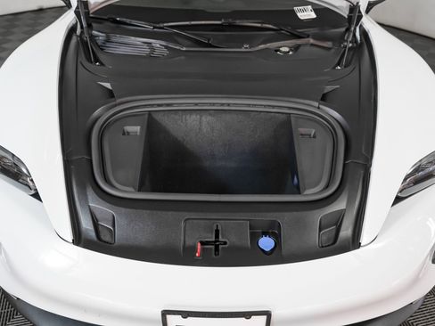 Certified 2022 Porsche Taycan GTS image 12