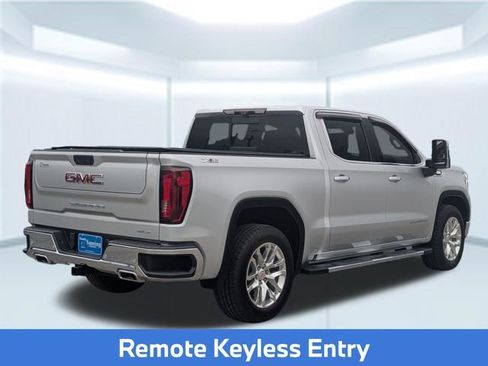Used 2021 GMC Sierra 1500 SLT w/ SLT Premium Plus Package AWD/4WD image 6