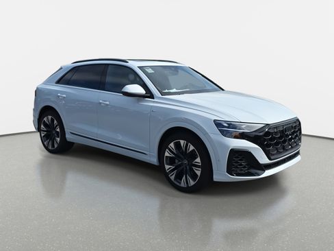 New 2026 Audi Q8 Premium Plus image 3