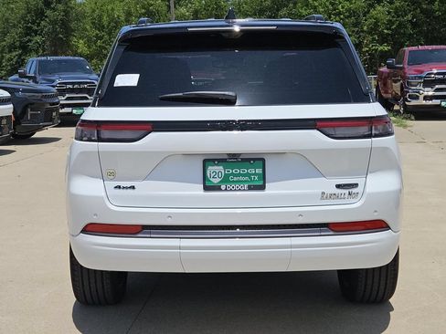 New 2026 Jeep Grand Cherokee Summit w/ Obsidian Package AWD/4WD image 5