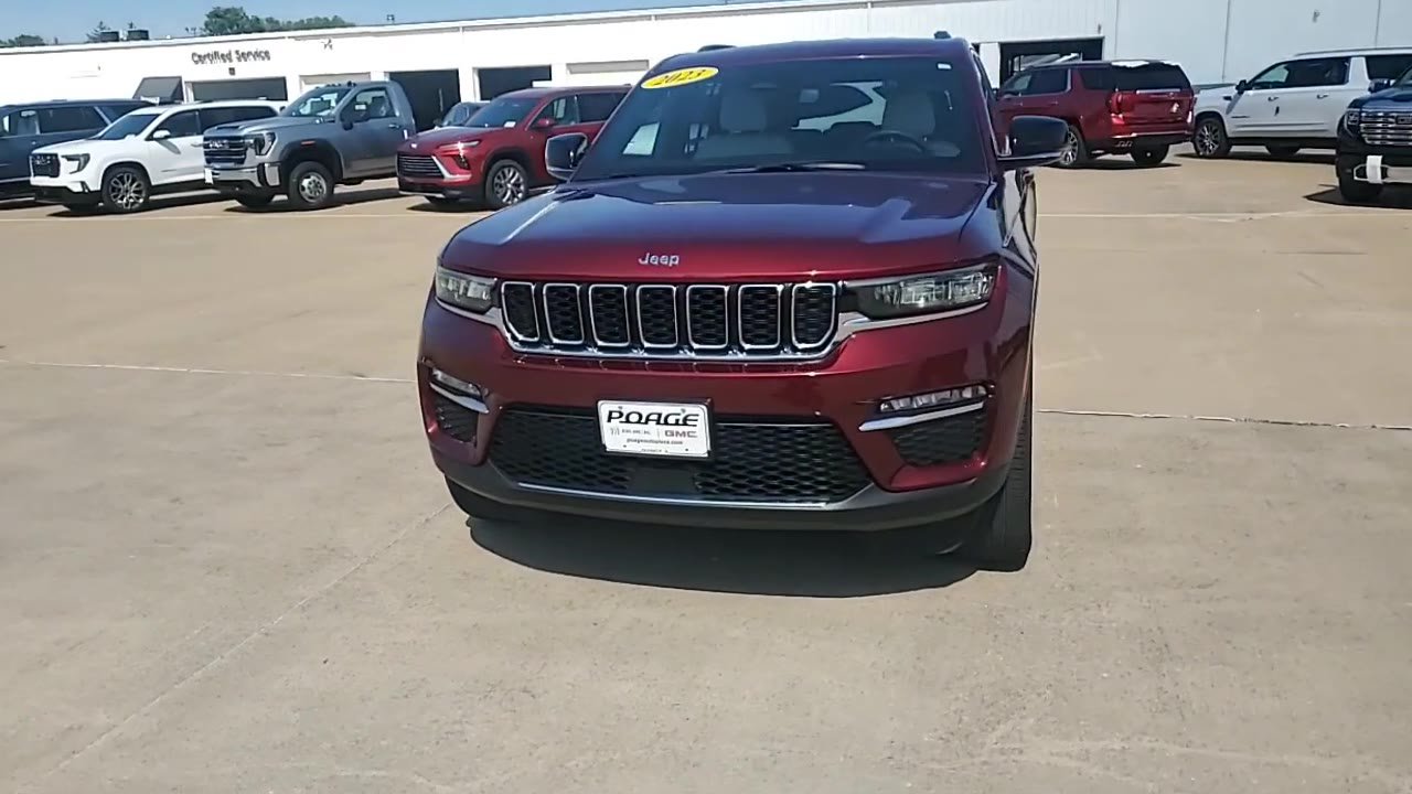 Used 2023 Jeep Grand Cherokee Limited AWD/4WD image 3