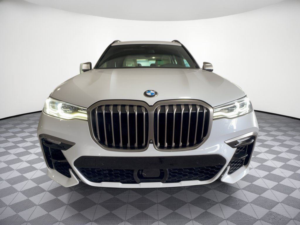 Used 2021 BMW X7 M50i AWD/4WD image 4