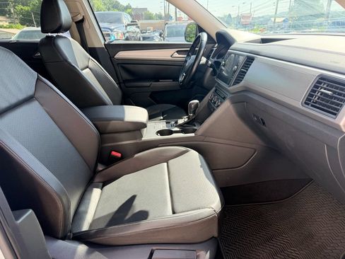Used 2018 Volkswagen Atlas SE FWD image 18