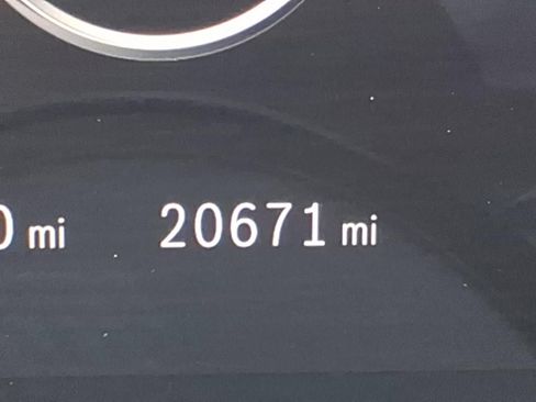 Certified 2025 Mercedes-Benz GLC 300 4MATIC image 24