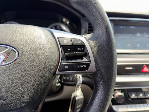 Used 2019 Hyundai Sonata SE FWD image 11