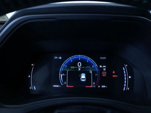 Certified 2025 Toyota Grand Highlander AWD image 30