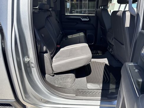 Used 2024 Chevrolet Silverado 2500 LTZ AWD/4WD image 13