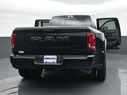 Used 2025 RAM 3500 Limited AWD/4WD image 71