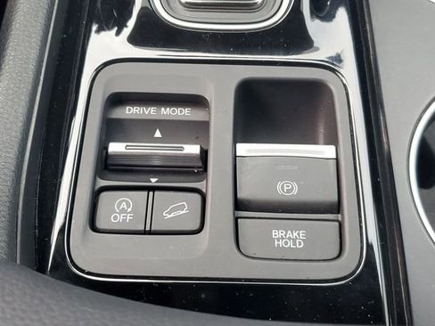 Used 2023 Honda Pilot Touring image 37