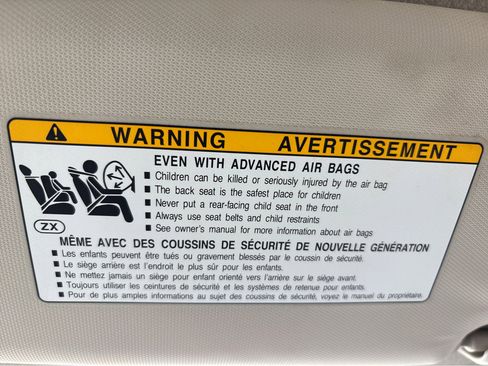 Used 2024 Toyota Corolla LE FWD image 25