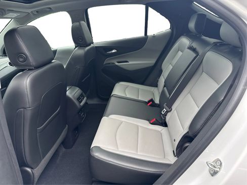 Used 2019 Chevrolet Equinox Premier AWD/4WD image 13