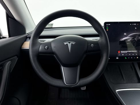 Used 2022 Tesla Model Y Performance AWD/4WD image 3