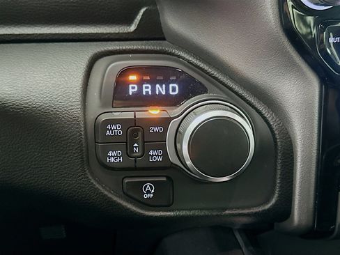 Used 2025 RAM 1500 Big Horn AWD/4WD image 24