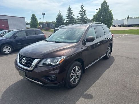 Used 2020 Nissan Pathfinder SL w/ Cargo Package AWD/4WD image 3