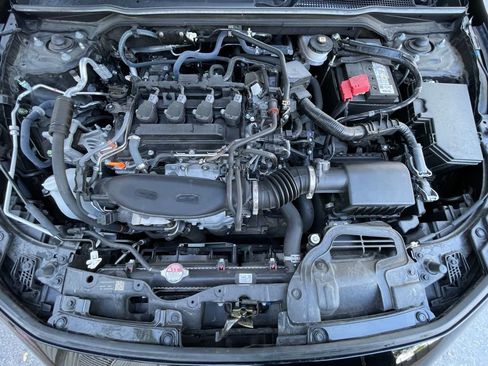 Used 2024 Honda Civic EX-L image 32