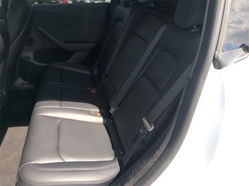 Used 2023 Tesla Model Y Long Range image 20