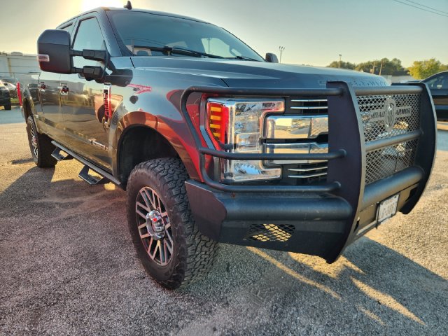 Used 2019 Ford F250 Lariat w/ Lariat Value Package AWD/4WD image 1