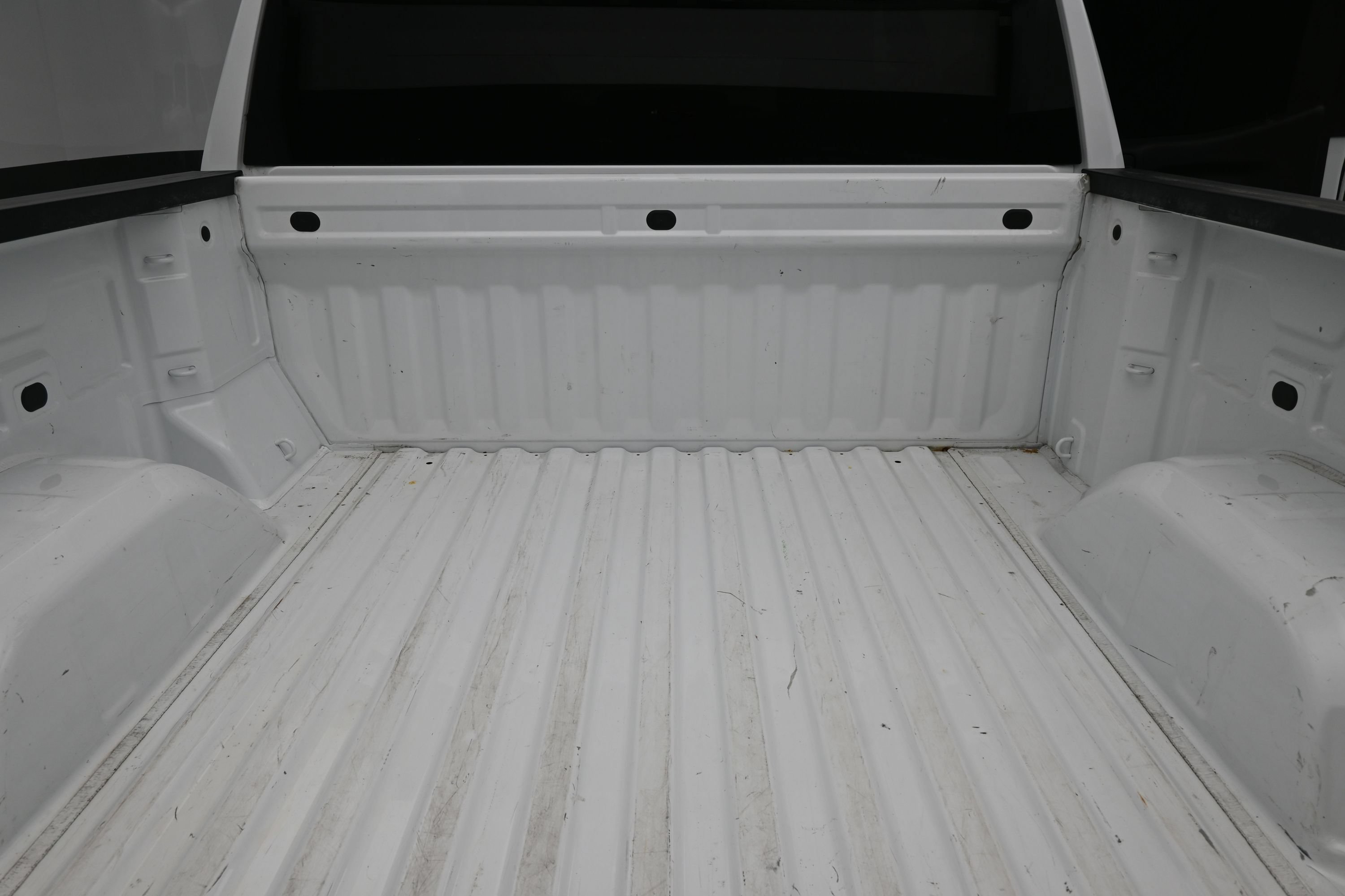 Used 2022 Chevrolet Silverado 1500 Custom Trail Boss w/ LPO, Dark Essentials Package AWD/4WD image 17