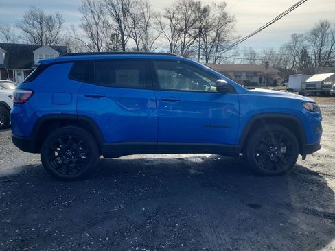 New 2026 Jeep Compass Latitude image 4