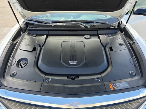 Used 2024 Cadillac Lyriq Luxury w/ LPO, Floor Liner Package AWD/4WD image 46