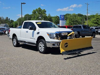 Used 2017 Nissan Titan SV