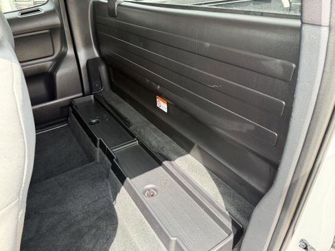 Used 2019 Toyota Tacoma SR RWD image 16