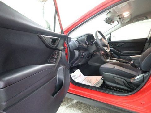 Used 2023 Subaru Crosstrek 2.0i AWD/4WD image 9