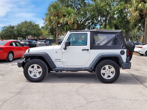 Certified 2018 Jeep Wrangler Sport image 7