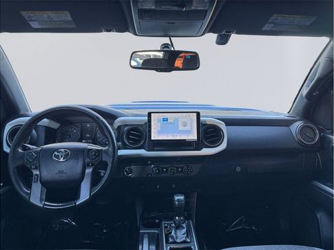 Used 2016 Toyota Tacoma TRD Sport w/ Towing Package image 23