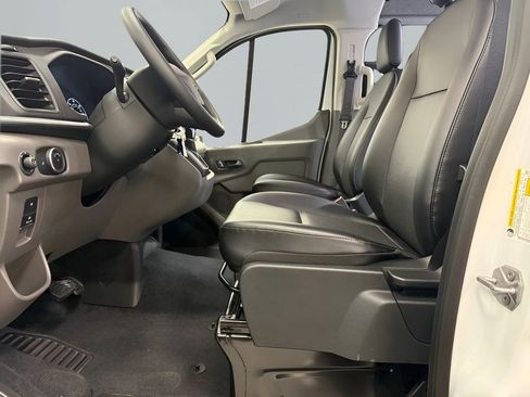 Used 2024 Ford Transit 250 Low Roof image 10