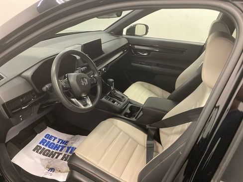 Used 2023 Honda CR-V Sport Touring image 7