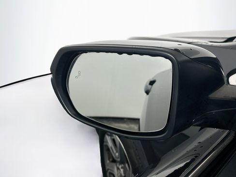 Used 2018 Honda CR-V EX-L image 16