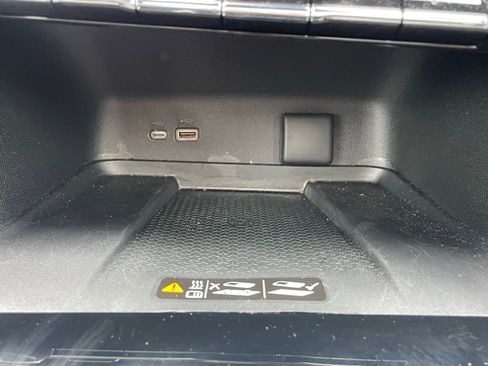 Certified 2026 Chevrolet Traverse Z71 w/ Driver Confidence Package image 40