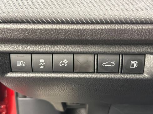 Used 2026 Toyota Camry Hybrid FWD image 29