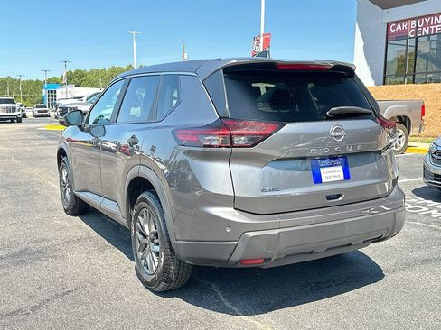 Used 2024 Nissan Rogue S FWD image 6