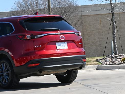 Used 2021 MAZDA CX-9 Touring w/ Touring Premium Package image 6