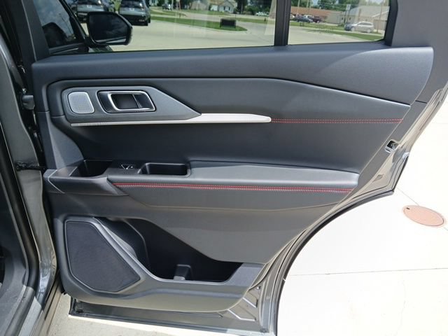 Used 2026 Ford Explorer ST w/ Sun And Sound Package AWD/4WD image 29