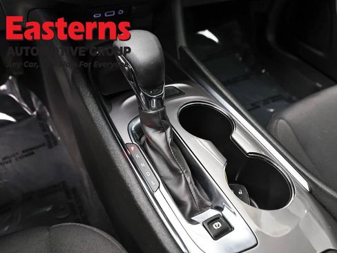 Used 2023 Chevrolet Malibu LT image 13