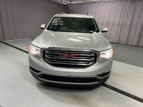 Used 2018 GMC Acadia SLE w/ Driver Alert Package I AWD/4WD image 2